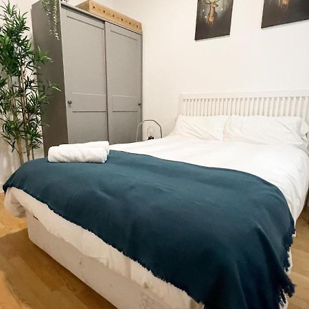Apartament La Ronda De Segovia Madryt Zewnętrze zdjęcie